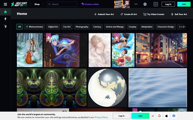 The DeviantArt homepage